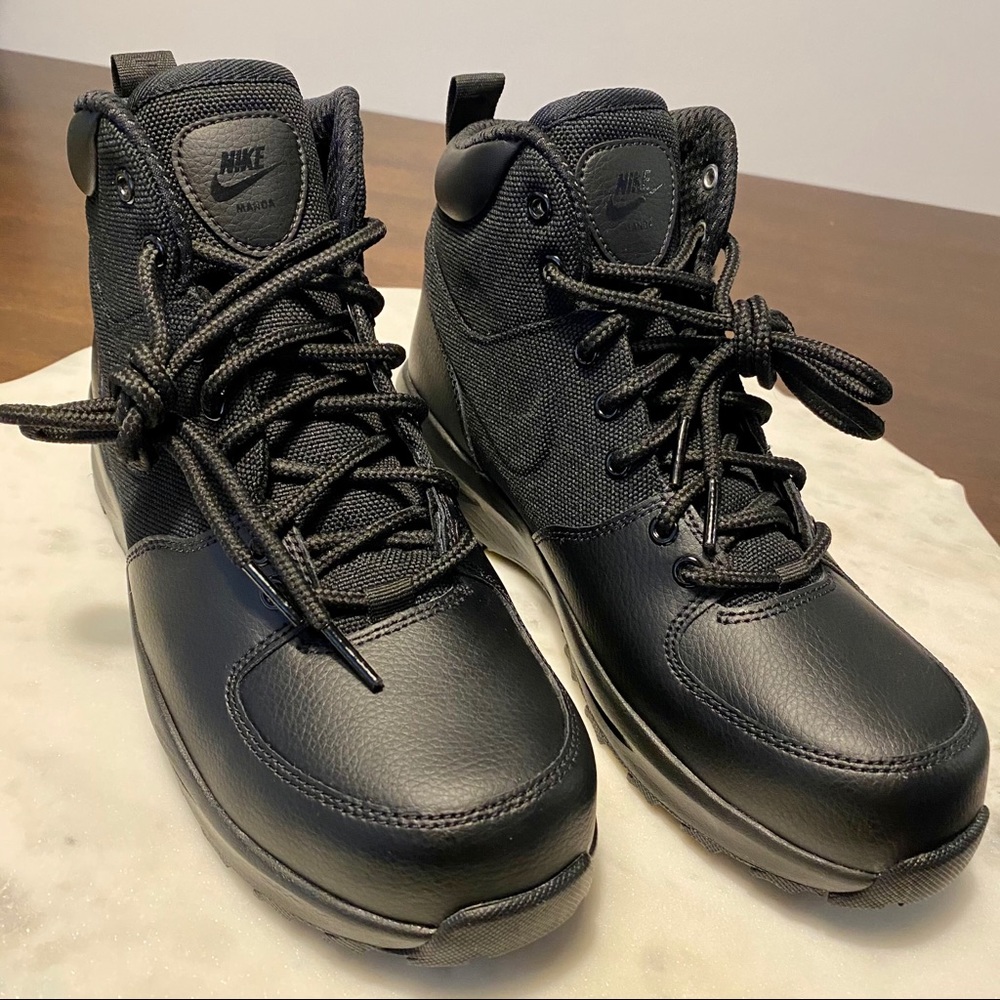 Nike Manoa Shoes / Boots